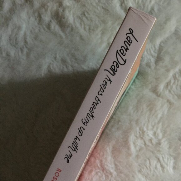 'Laura Dean Keeps Breaking Up With Me' Softcover Graphic Novel - Picture 4 of 5